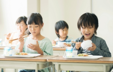 学校給食・給食センター